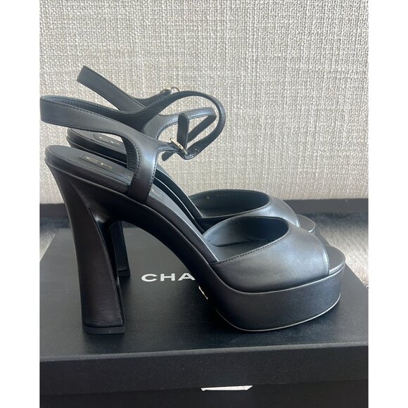 Chanel Platform Black Sandal, size 41 - Picture 6 of 8